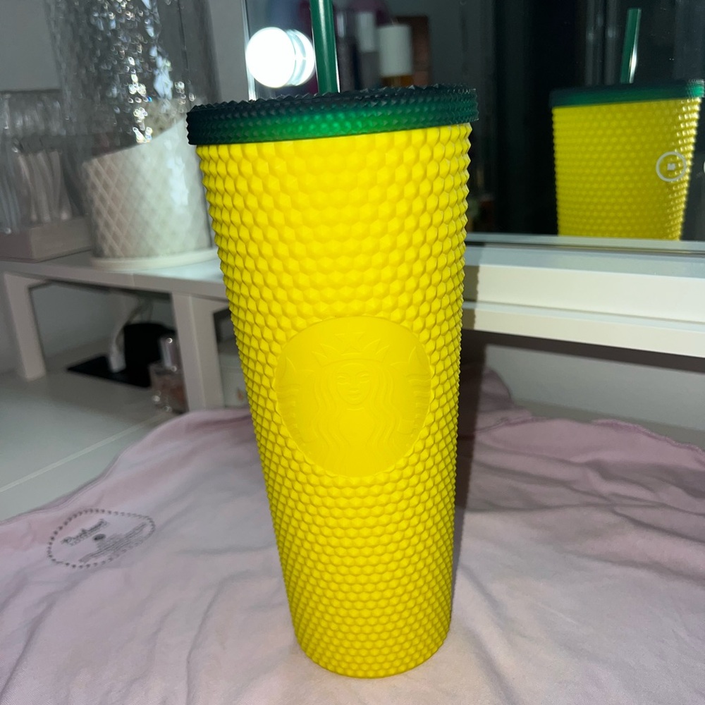 Starbucks Hawaii Collection Exclusive Pineapple Studded Tumbler.
